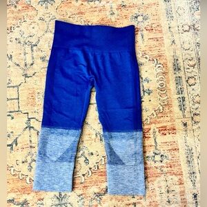 Lululemon Womens Seamlessly Street Crop Leggings Size 6 Heathered Poisedon Ombré